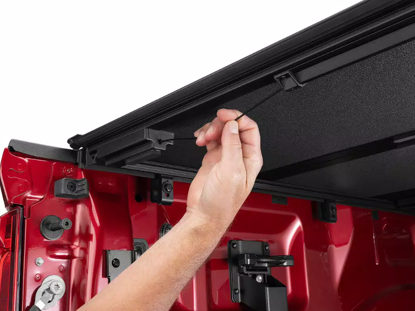 BAK Hard Folding Tonneau Covers 449330TS product image 5
