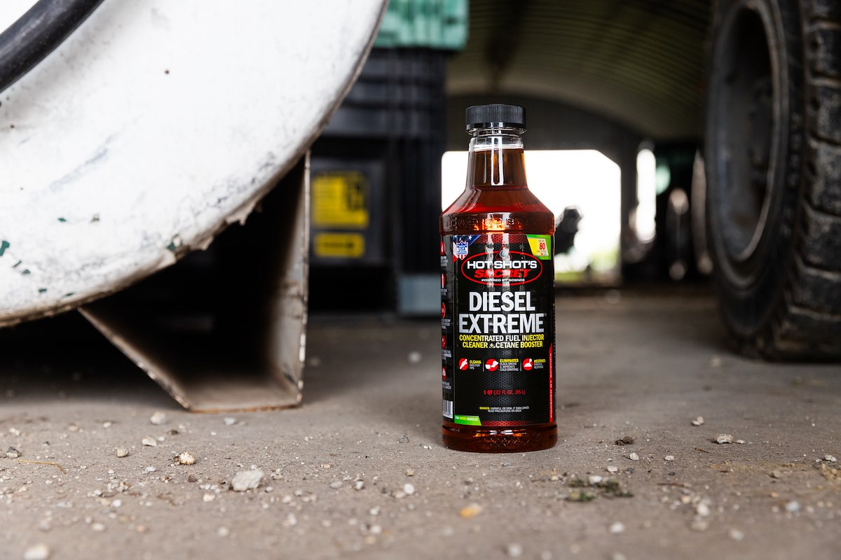 Hot Shot's Secret/ Lubrication Specialties Fuel Additive, Treats Up To 80 gal, 32 oz Bottle - P040432Z
