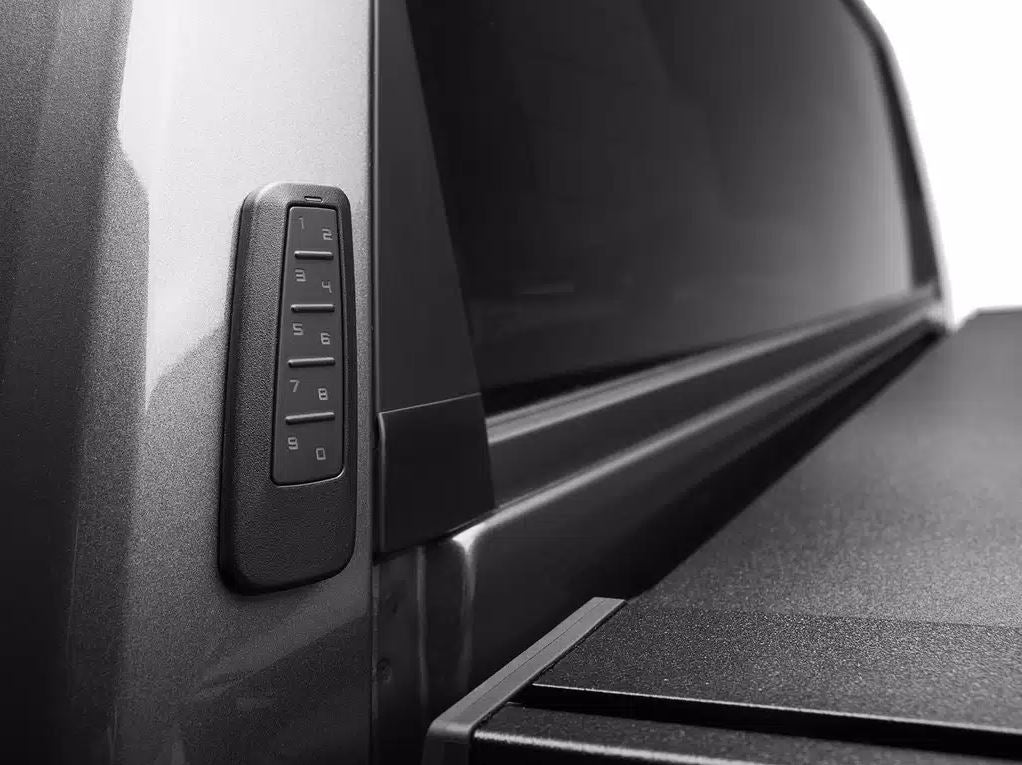 Retrax Retractable Tonneau Covers EQ0378-1 product image 10