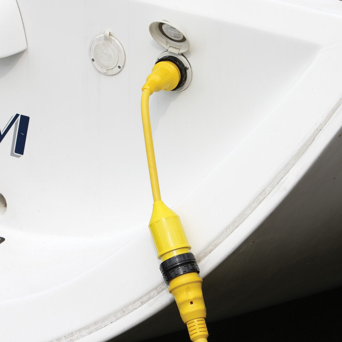 Marinco Power Cord Adapter, 15 amp, 20 in Length, With LED Power-On Indicator And Thumbgrip Locator End - 104SPP