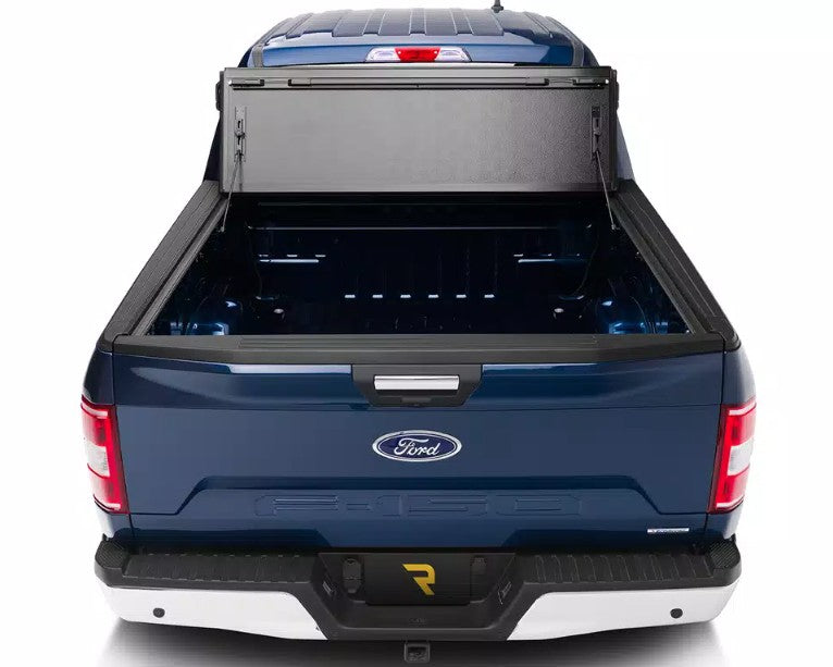 BAK Hard Folding Tonneau Covers 1126227 product image 9