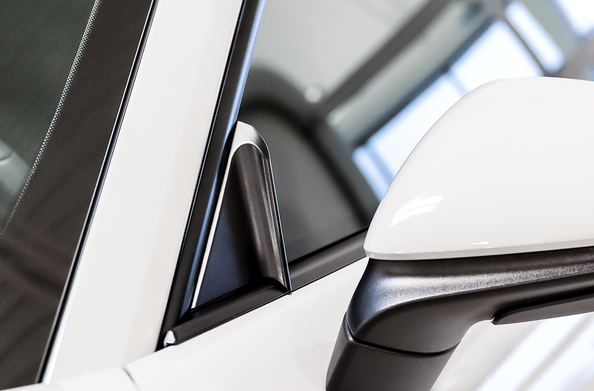 AWE Tuning Side Window Deflector 1110-11017 product image 3