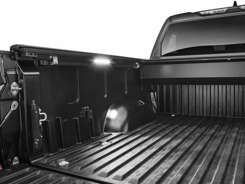 Retrax Retractable Tonneau Covers EQ0378-1 product image 12