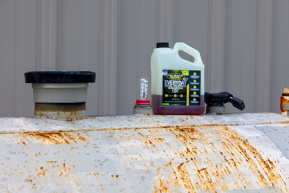 Hot Shot's Secret/ Lubrication Specialties Fuel Additive, 16 oz Squeeze Bottle - HSSEDT16ZS