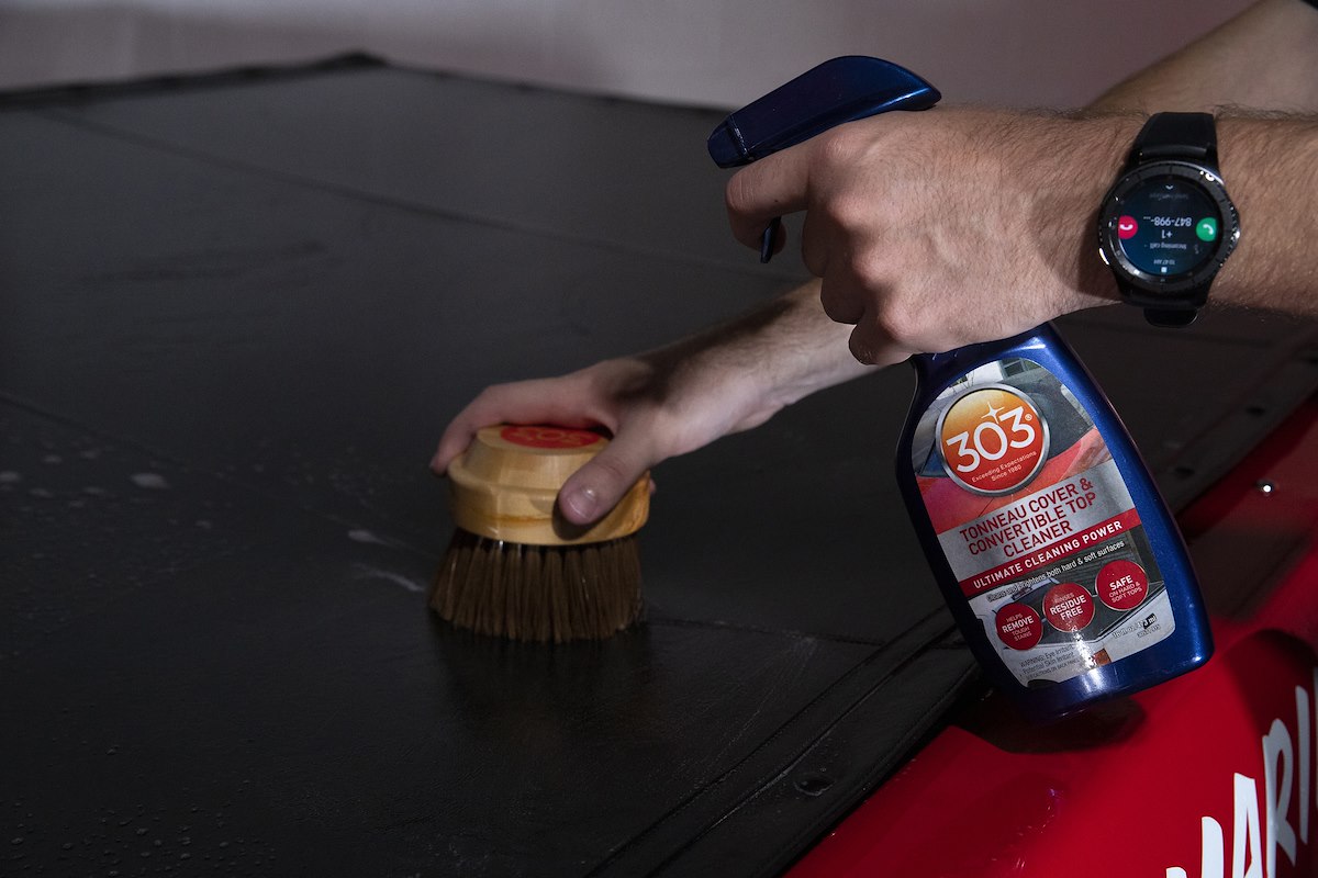 303 Products Inc. Vinyl Cleaner, 16 oz Spray Bottle - 30571
