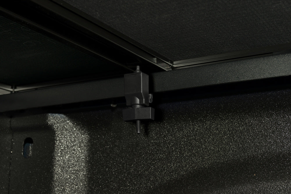 Extang Tonneau Cover, Trifecta 2.0, 2 Folds/3 Panels, Black - 92421