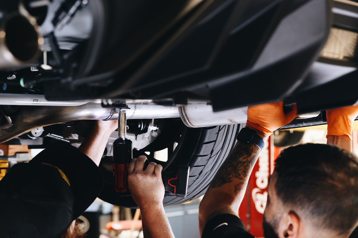 MBRP Exhaust Exhaust System Kit S72233CF product image 5