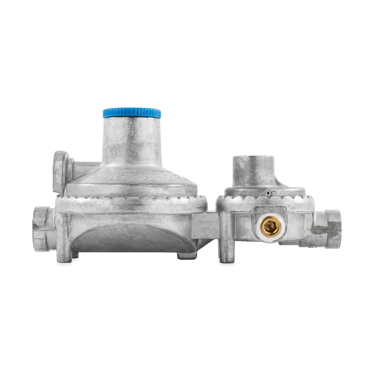 Camco Propane Regulator, 1/4 in NPT Inlet and 3/8 in NPT Outlet, Outlet Pressure of 11 in WC (Water Column), 160,000 BTU/Hour - 59312