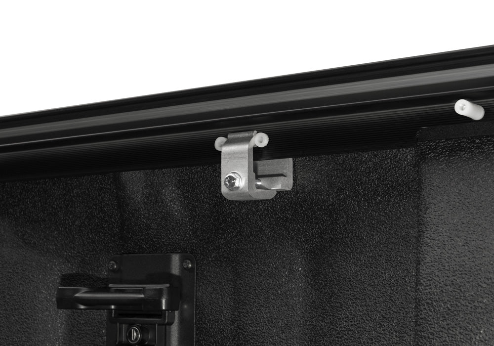 Retrax Retractable Tonneau Covers 90481 product image 8