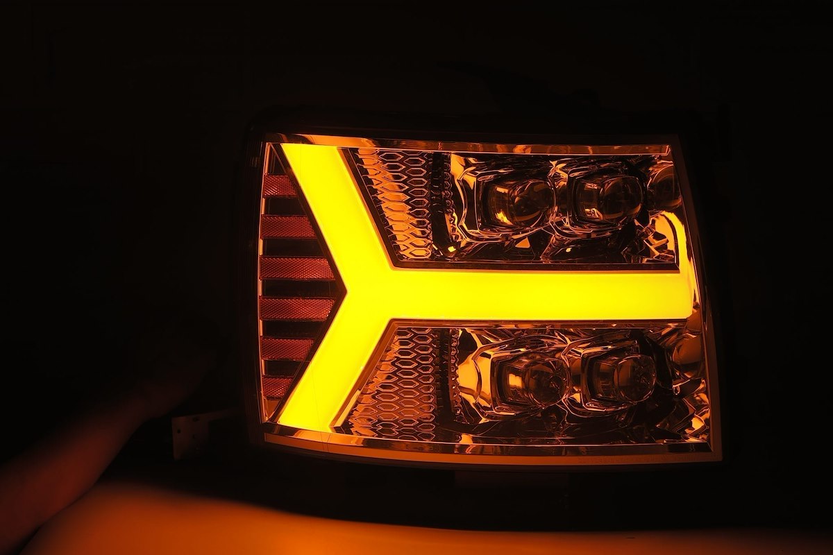 AlphaRex Headlight Assembly 880207 product image 4