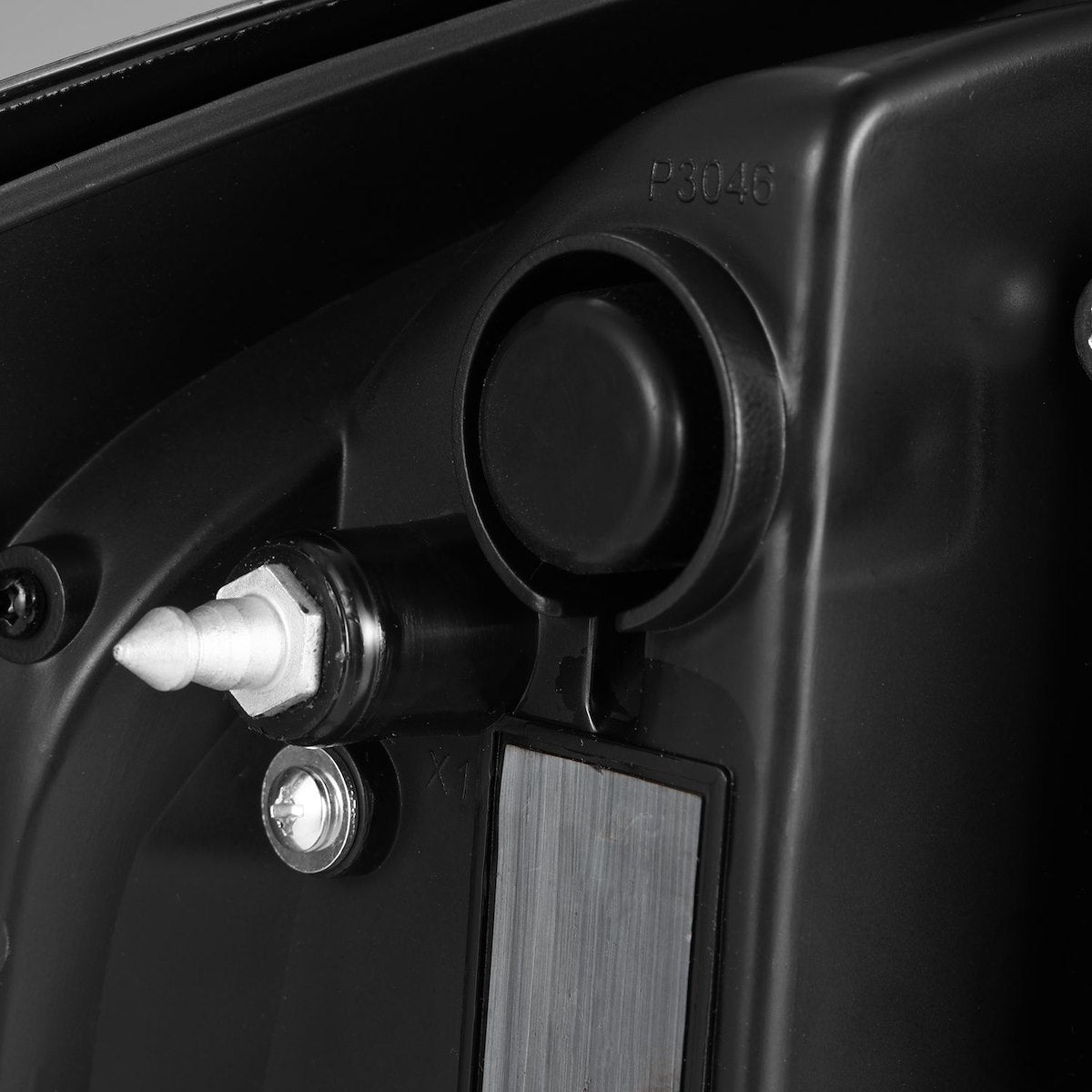AlphaRex Tail Light Assembly 680082 product image 6