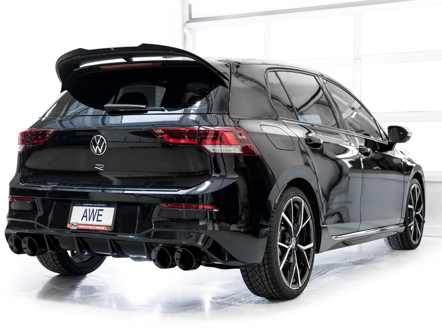 AWE Tuning Exhaust System Kit 3020-43658 product image 5